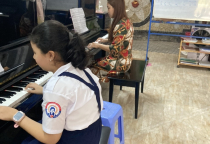 Học piano bắt đầu từ đâu? nên học Piano cơ bản trước hay vào piano đệm hát luôn, học đàn piano ở Gò Vấp Học piano bắt đầu từ đâu? nên học Piano cơ bản trước hay vào piano đệm hát luôn, học đàn piano ở Gò Vấp