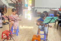 5 LỢI ÍCH VÔ GIÁ KHI HỌC CHƠI ĐÀN GUITAR 5 LỢI ÍCH VÔ GIÁ KHI HỌC CHƠI ĐÀN GUITAR