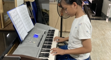 Dạy đàn Piano ở quận Gò Vấp- Piano cho người lớn tuổi- DẠY NHẠC CUNG ĐÀN XƯA QUẬN GÒ VẤP
